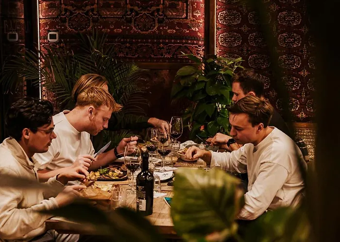 Bazaar Boutique מלון 4*