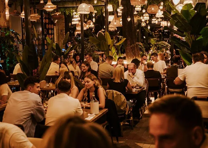 Bazaar Boutique מלון