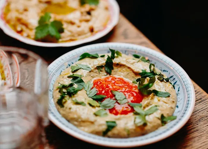 מלון Bazaar Boutique 4*