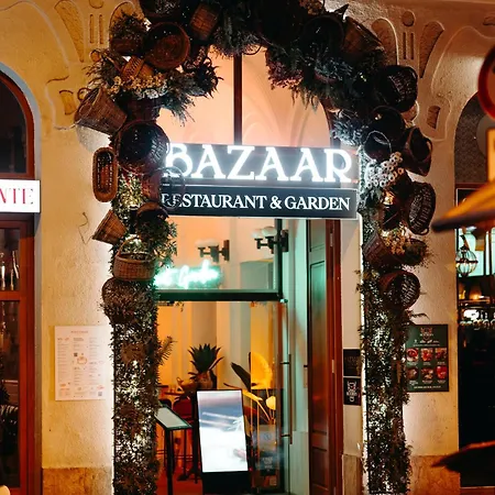 Bazaar Boutique 4*
