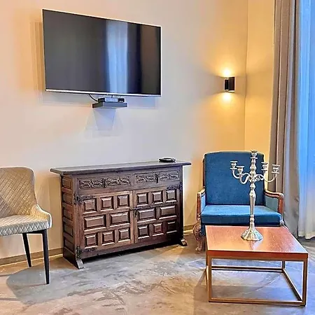 Bazaar Boutique Hotel 4*