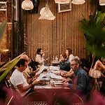 Bazaar Boutique 4* בודפשט