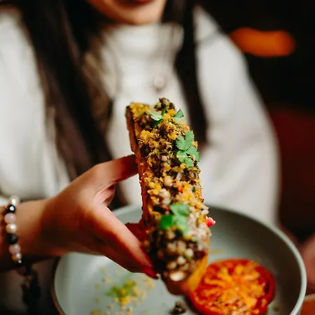 호텔 Bazaar Boutique 4*