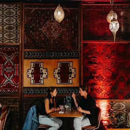 호텔 Bazaar Boutique 4*